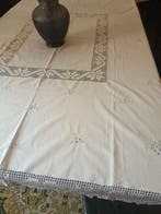 Handborduurwerk - Handdoek - 180 cm - 130 cm, Antiek en Kunst