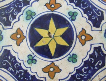 Tegel - Zeer zeldzame Sgrafitto ornamenttegel. - 1600-1650, Antiek en Kunst