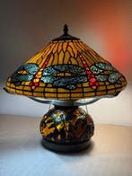Tiffany stijl tafellamp DRAGONFLY AT SUNSET met 2