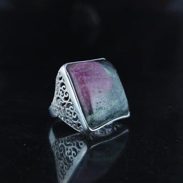Argent - Bague amulette - Rubis Zoïsite