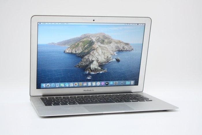 Rare find: Apple MacBook Air 13 inch (Mid 2012) | Core i5, Games en Spelcomputers, Spelcomputers | Overige Accessoires
