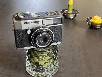 Zeiss Ikon S310 ( 10.0351 ) Rare model with leather case., Audio, Tv en Foto, Nieuw