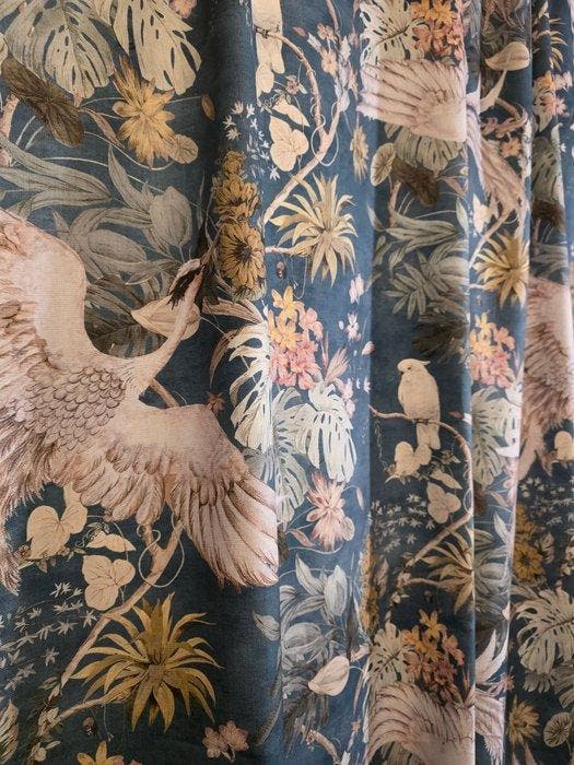 Stof New Chinoiserie Imperial garden Birds Limited edition, Antiquités & Art, Tapis & Textile