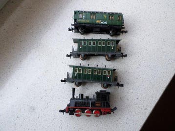 Minitrix, Fleischmann N - Modeltrein (4) - Treinstel met, Nieuw
