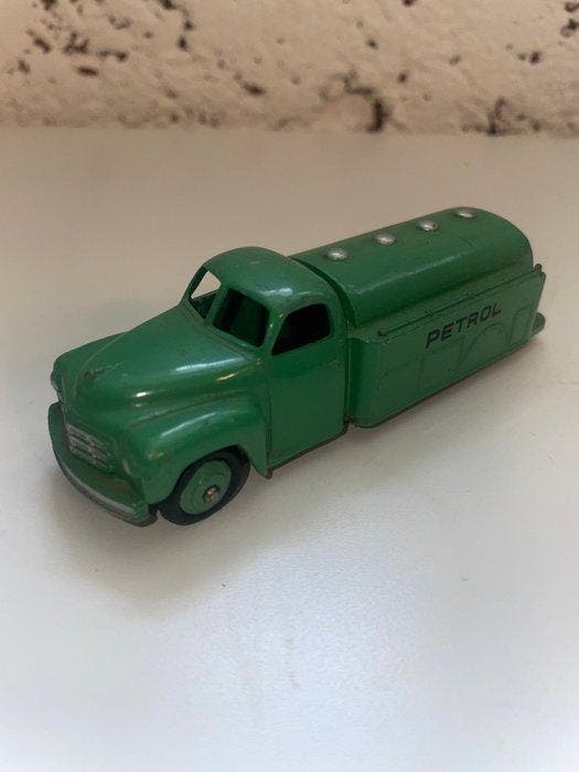 Dinky Toys 1:43 - Modelauto - Camion-citerne PETROL, Hobby & Loisirs créatifs, Voitures miniatures | 1:5 à 1:12