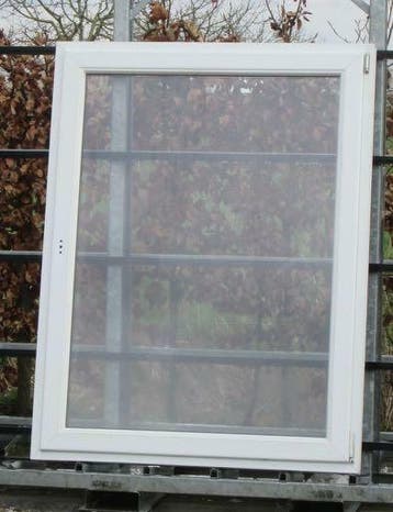 pvc raam , chassis van 121 x 158  wit / staalblauw, Doe-het-zelf en Bouw, 75 tot 150 cm, Kunststof, Raamkozijn, Nieuw