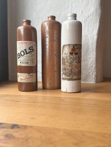 Fles (3) - Steengoed - Historische flessen van gres