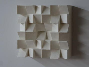 2026 - 46 Wit minimalistisch wandrelief