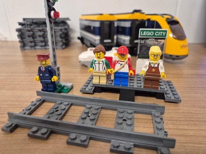 Lego Set - 60197 - Train - Passenger Train, Kinderen en Baby's, Speelgoed | Duplo en Lego