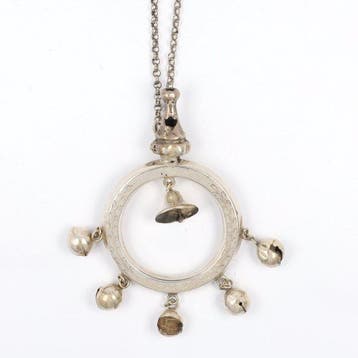 Nederland ca. 1850 - Rammelaar met ketting - Ratel -