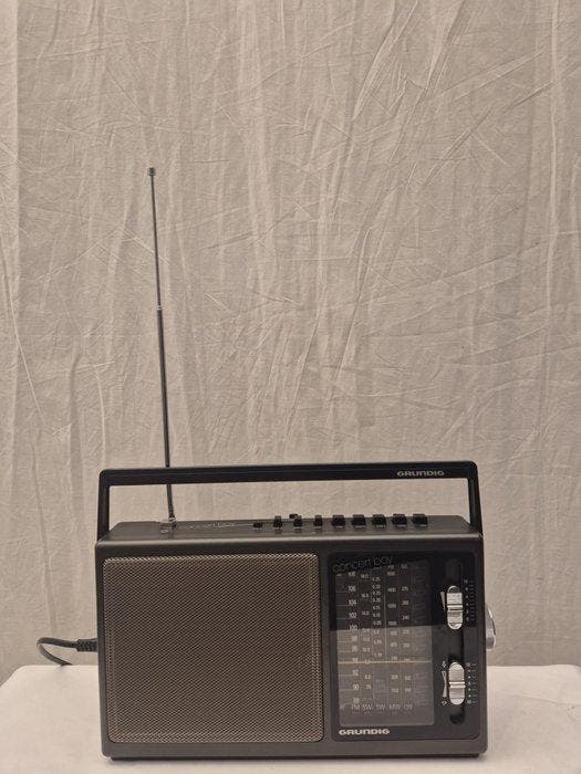 Grundig - Concert Boy 225 Radio, Audio, Tv en Foto, Radio's