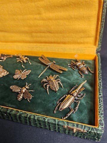 Porte couteau (12) - Métal - Insectes, Antiquités & Art