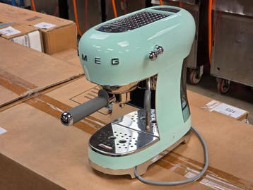 Espressomachine Smeg ECF02PGEU, Nieuw in verpakking
