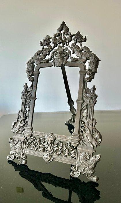 Decorative desktop photo frame - Cadre - fonte - H : 33,5 cm, Antiquités & Art, Antiquités | Autres Antiquités