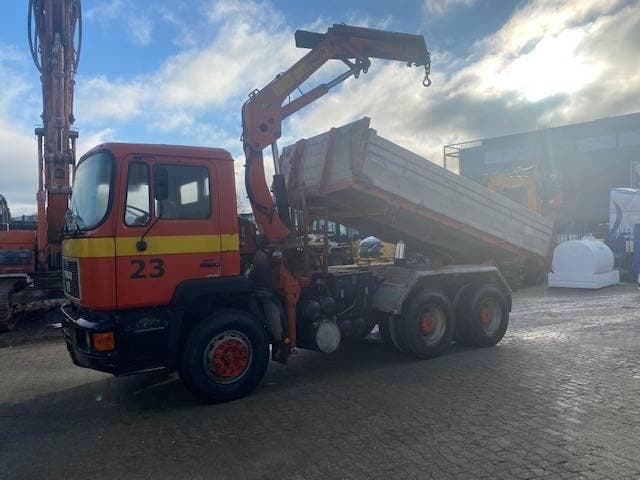 Veiling: Kipper Vrachtwagen MAN  26.332 6x4 Diesel 1990 met, Auto's, Vrachtwagens, Ophalen