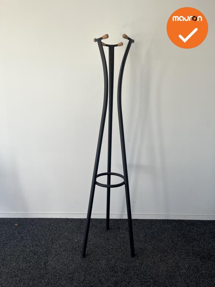 Van Esch Toro garderobestandaard - 3 Haaks - Zwart, Articles professionnels, Aménagement de Bureau & Magasin | Mobilier de bureau & Aménagement