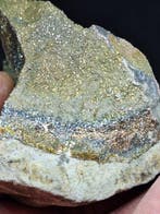 Zeldzame Rainbow pyriet-septaria Fragment - Hoogte: 5 cm -