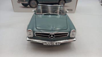 Schuco 1:18 - Voiture miniature - Mercedes-Benz 280 SL -, Nieuw