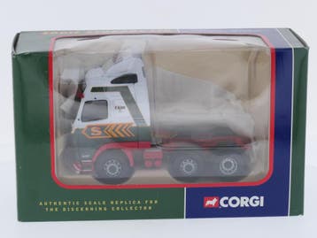 Schaal 1:50 Corgi NEW OLD STOCK CC12405 Volvo FH Tractor..., Ophalen of Verzenden, Nieuw, Corgi