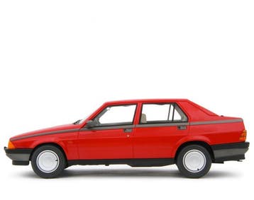 Laudoracing 1:18 - Berline miniature - Alfa Romeo 75 1.6/1.8, Nieuw
