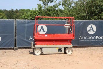 Veiling: Schaarlift Skyjack SJ III-3220 Elektrisch 8m 2013, Ophalen