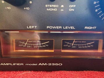 Akai - AM-2350 Solid state geïntegreerde versterker