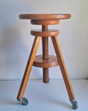 Kruk - Hout - driepotige kruk
