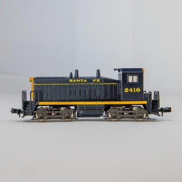 Atlas N - 4001 - Locomotive diesel (1) - Moteur diesel EMD