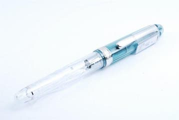 Platinum - Platinum #3776 Century Fountain Pen - Kinu-Gumo