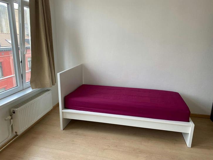 Appartement en Rue du Midi, Brussels, Immo, Appartements & Studios à louer, 20 à 35 m², Bruxelles