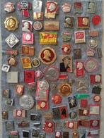 Collection thématique - Grande collection de badges :