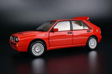 Kyosho 1:18 - Modelauto - Lancia Delta HF Integrale 16V Evo2, Nieuw