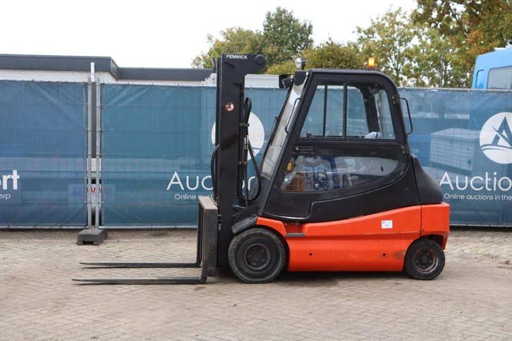 Veiling: Heftruck Fenwick-Linde E30/02 Elektrisch 3000kg 3.2, Zakelijke goederen, Machines en Bouw | Heftrucks en Intern transport