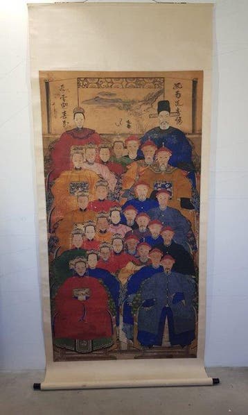 Chinees voorouderlijk groepsportret uit de Qing-dynastie, op