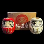 Decoratief ornament - Daruma-pop Sakéfles-set
