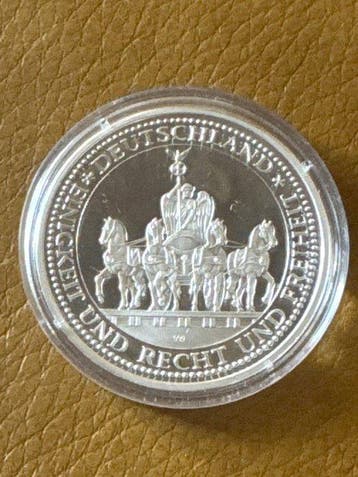 Allemagne. Silver medal Wartburg 20g (.999) (Sans prix de