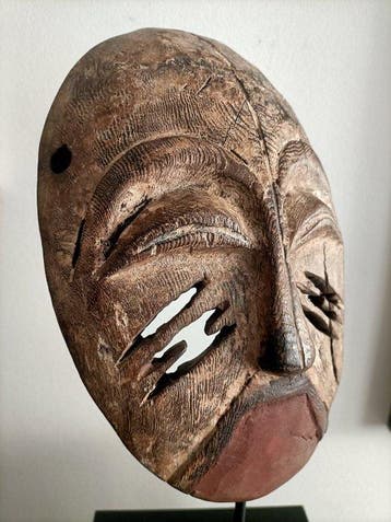 Mbole masker - Mbole - DR Congo