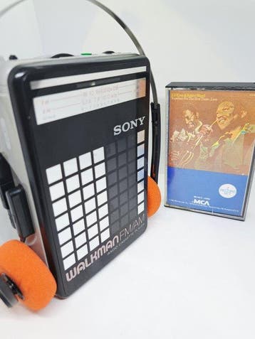 Sony - WM-BF22-Made in Japan-Designer Series Walkman