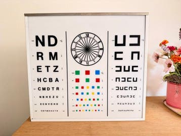 Illuminated Medical Optotype Eye Test Lightbox - Medisch