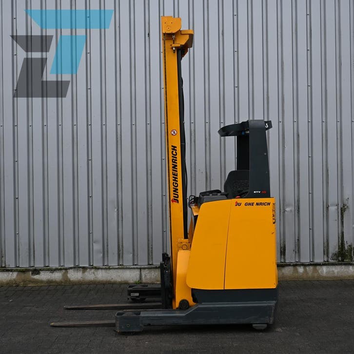 Jungheinrich ETV 110 elektrische reachtruck, Articles professionnels, Machines & Construction | Chariots élévateurs & Transport interne