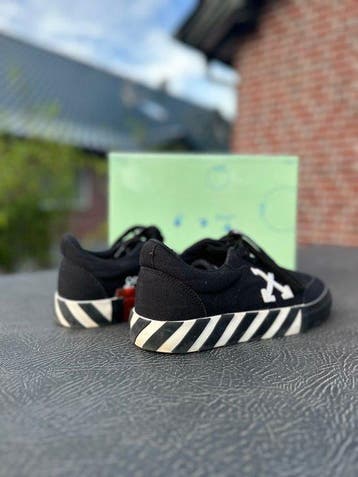 Off White - Vulcanized - Sneakers - Taille : EU 41, Nieuw