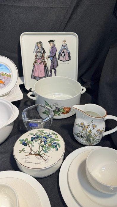 Villeroy & Boch, vivo - Tafelservies (44) - Botanica -, Antiquités & Art, Antiquités | Meubles | Tables