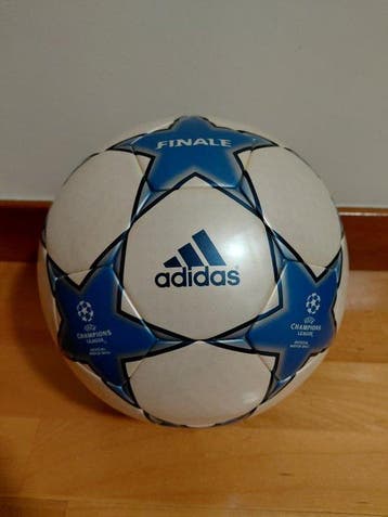 Kampioenschaps voetbal competitie - Voetbal, Nieuw