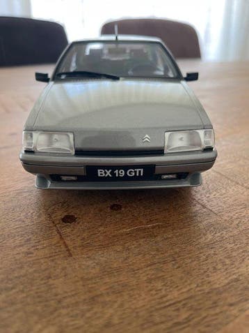 Triple 9 1:18 - Modelauto - Citroën BX 19 GTI 16v (1988), Nieuw