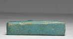 Oud-Egyptisch Faience Amulet van God Anubis liggend op een