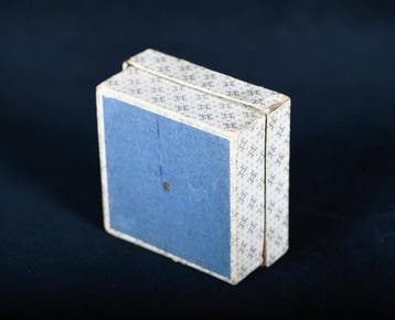 Antiek behendigheidsspel La Question Pyramidale – M.D.