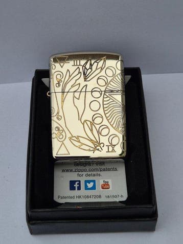Zippo - Mystic Design - 4-seitig graviert im Armorcase !!! -, Nieuw
