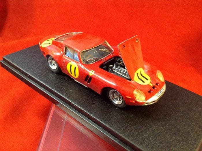 F.D.S. - made in Italy 1:43 - Voiture de course miniature -, Hobby & Loisirs créatifs, Voitures miniatures | 1:5 à 1:12