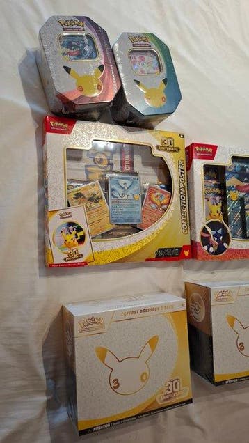 Pokémon - 6 Box - Lot Pokemon Celebrations 30 etb tin box..., Nieuw