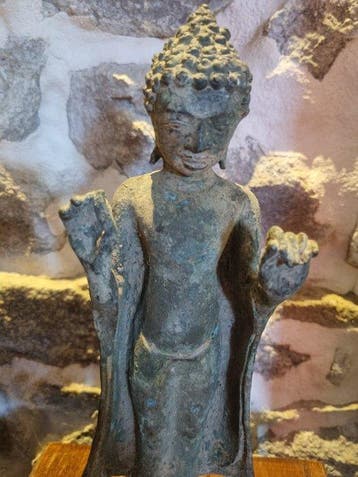 Buddha en bronze - Beeld - Thailand (Zonder minimumprijs), Antiek en Kunst